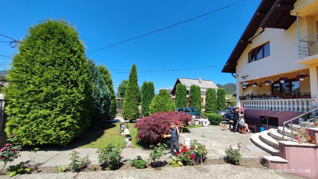 Dariamaf Appartement Câmpulung Moldovenesc Buitenkant foto