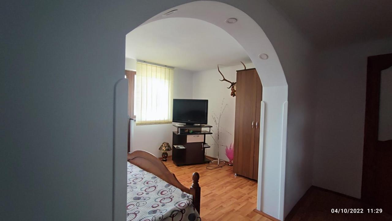 Dariamaf Appartement Câmpulung Moldovenesc Buitenkant foto
